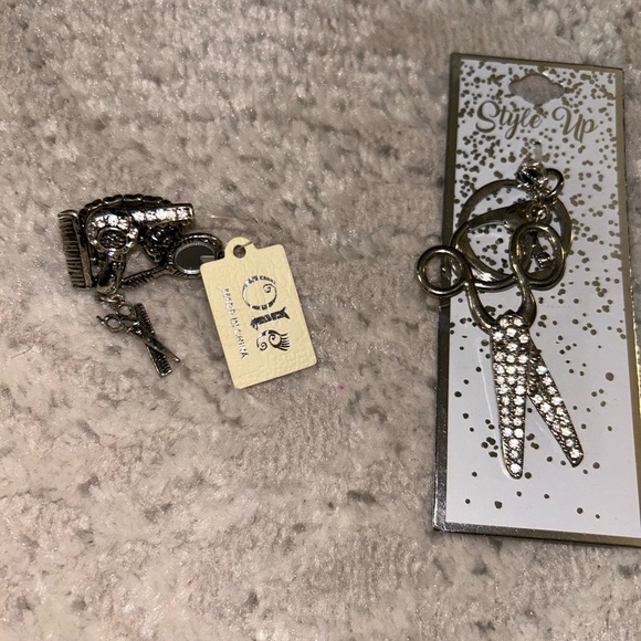 Cosmetologist keychain and ring - Picture 1 of 3